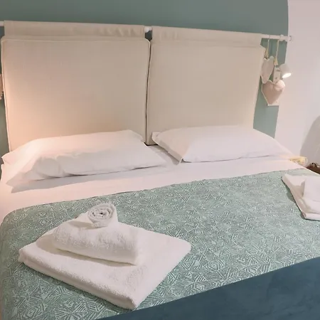 Couette-café Casale Trifoglio 3*