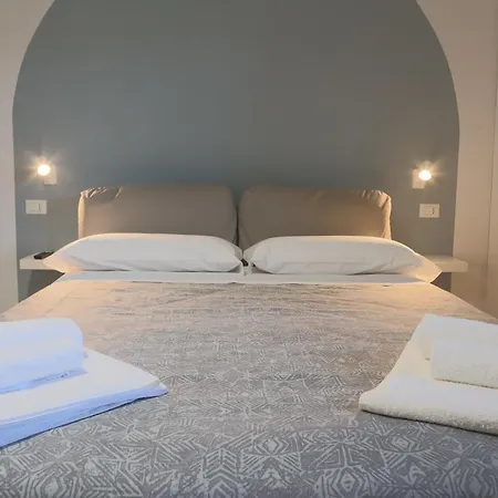 Casale Trifoglio ベッド・アンド・ブレックファスト モラーノ・カーラブロ