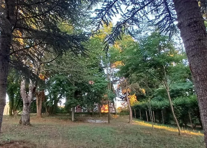 Casale Trifoglio לינה וארוחת בוקר 3*