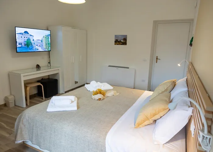 לינה וארוחת בוקר Casale Trifoglio 3*