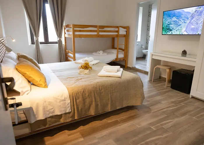 Casale Trifoglio 3* モラーノ・カーラブロ